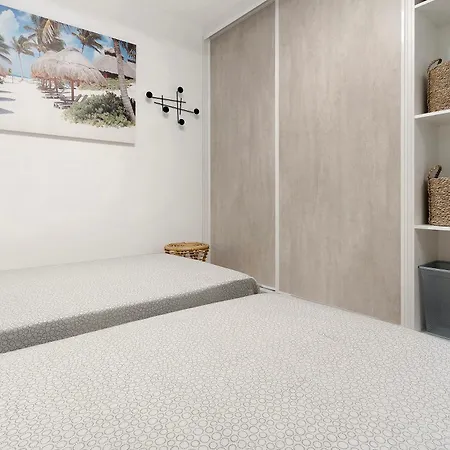 Pippa's House 2 Апартаменты Сан-Августин